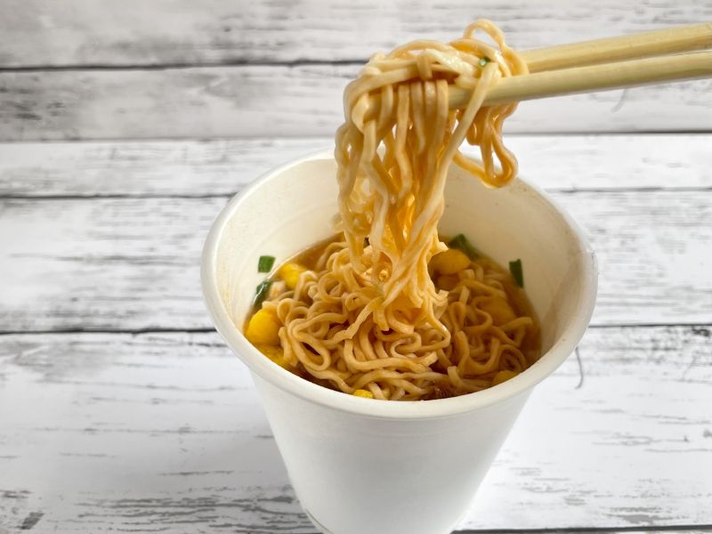 カップラーメン
