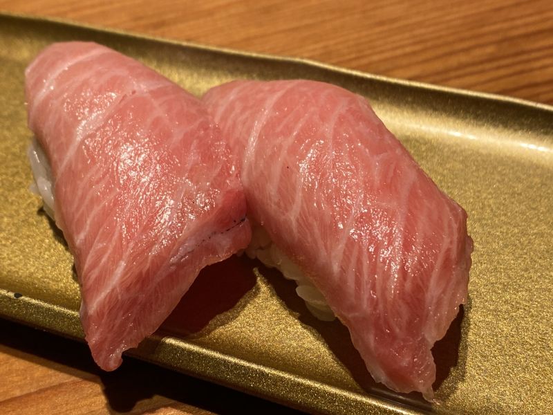 寿司　大トロ