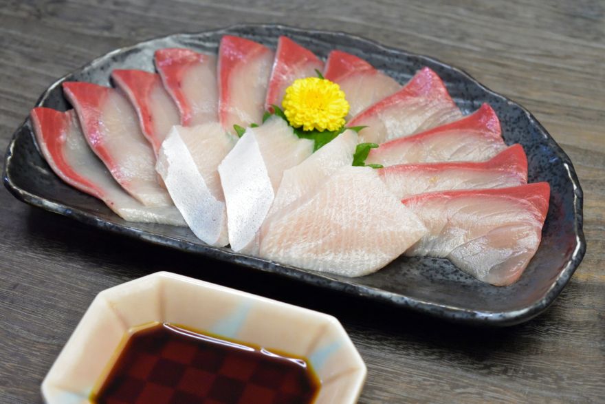 ブリ 刺身